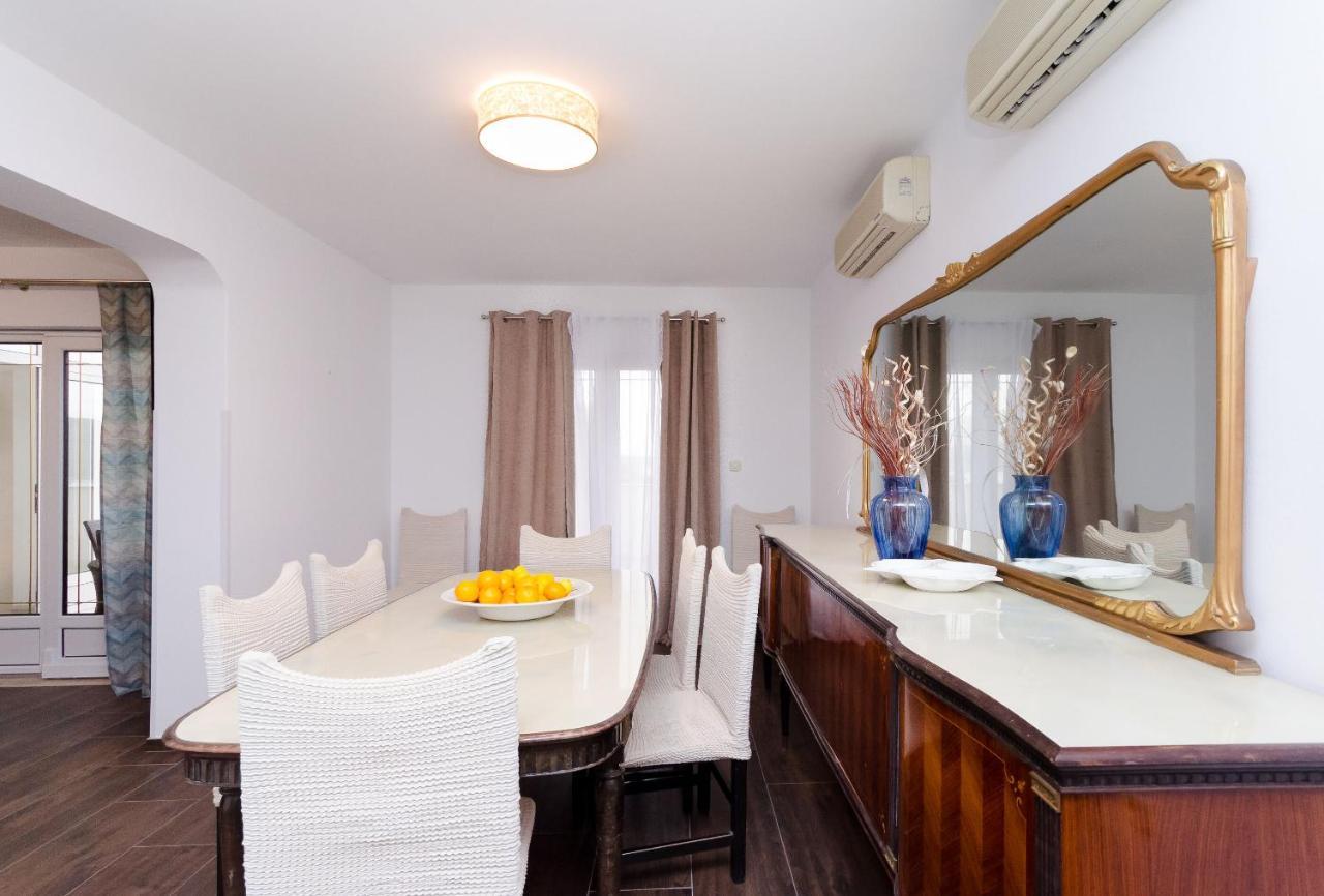 Apartments Milan Rakalj Экстерьер фото
