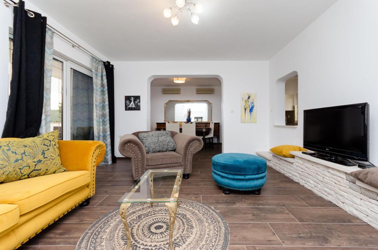 Apartments Milan Rakalj Экстерьер фото