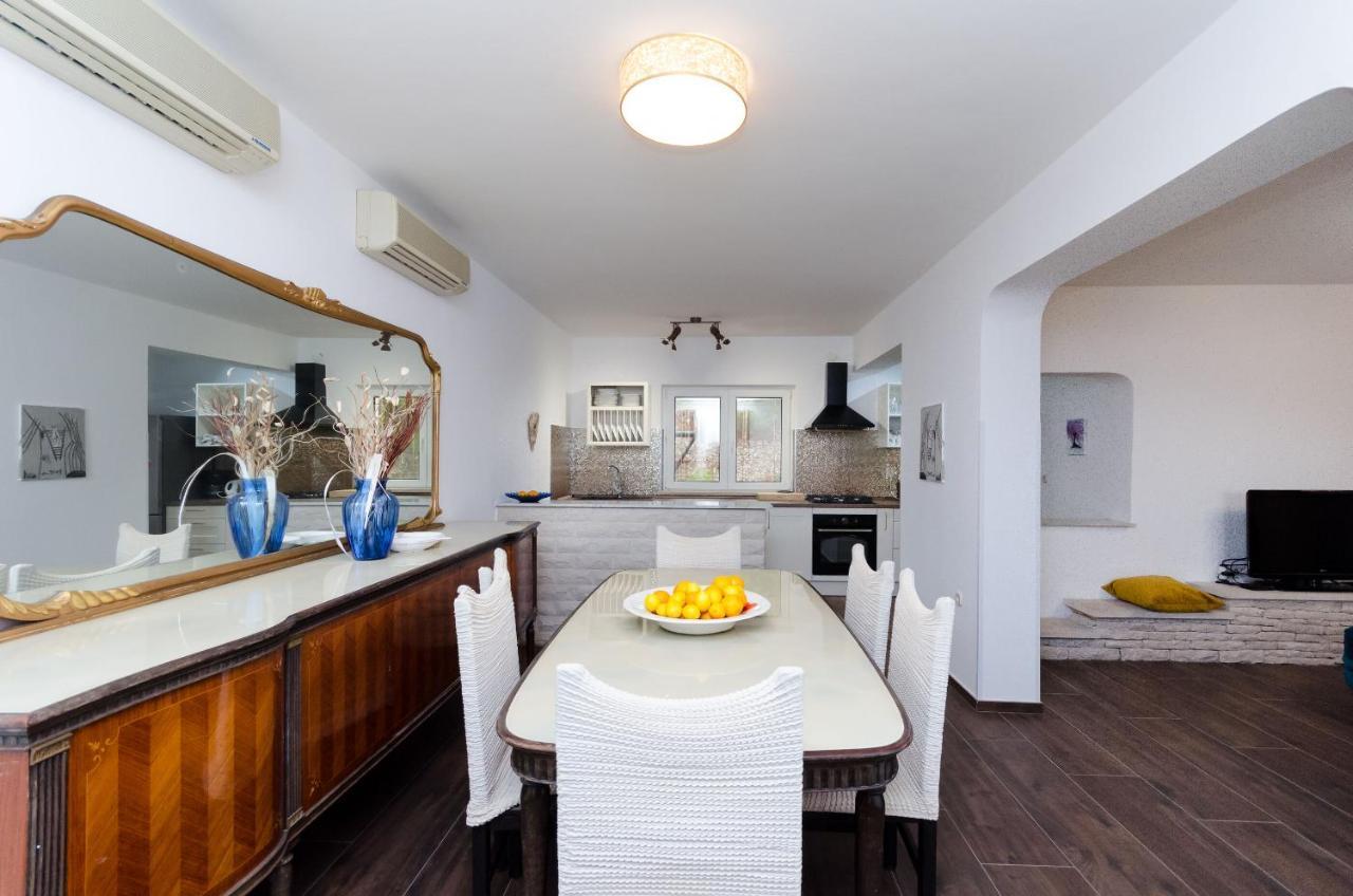 Apartments Milan Rakalj Экстерьер фото