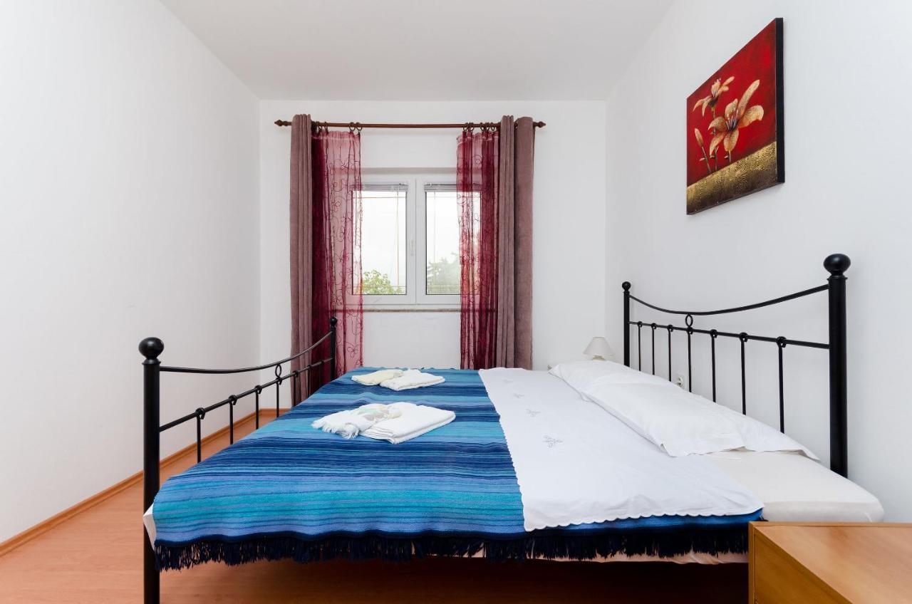 Apartments Milan Rakalj Экстерьер фото