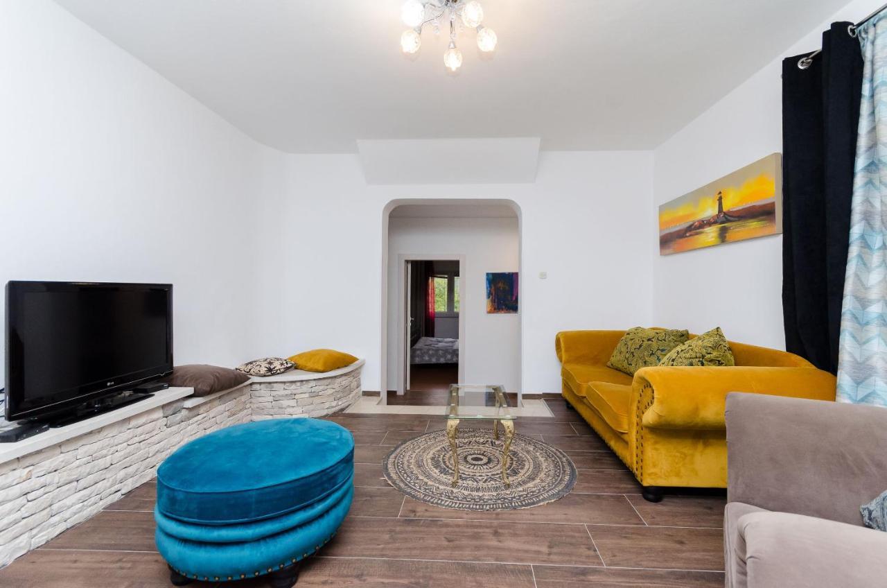 Apartments Milan Rakalj Экстерьер фото