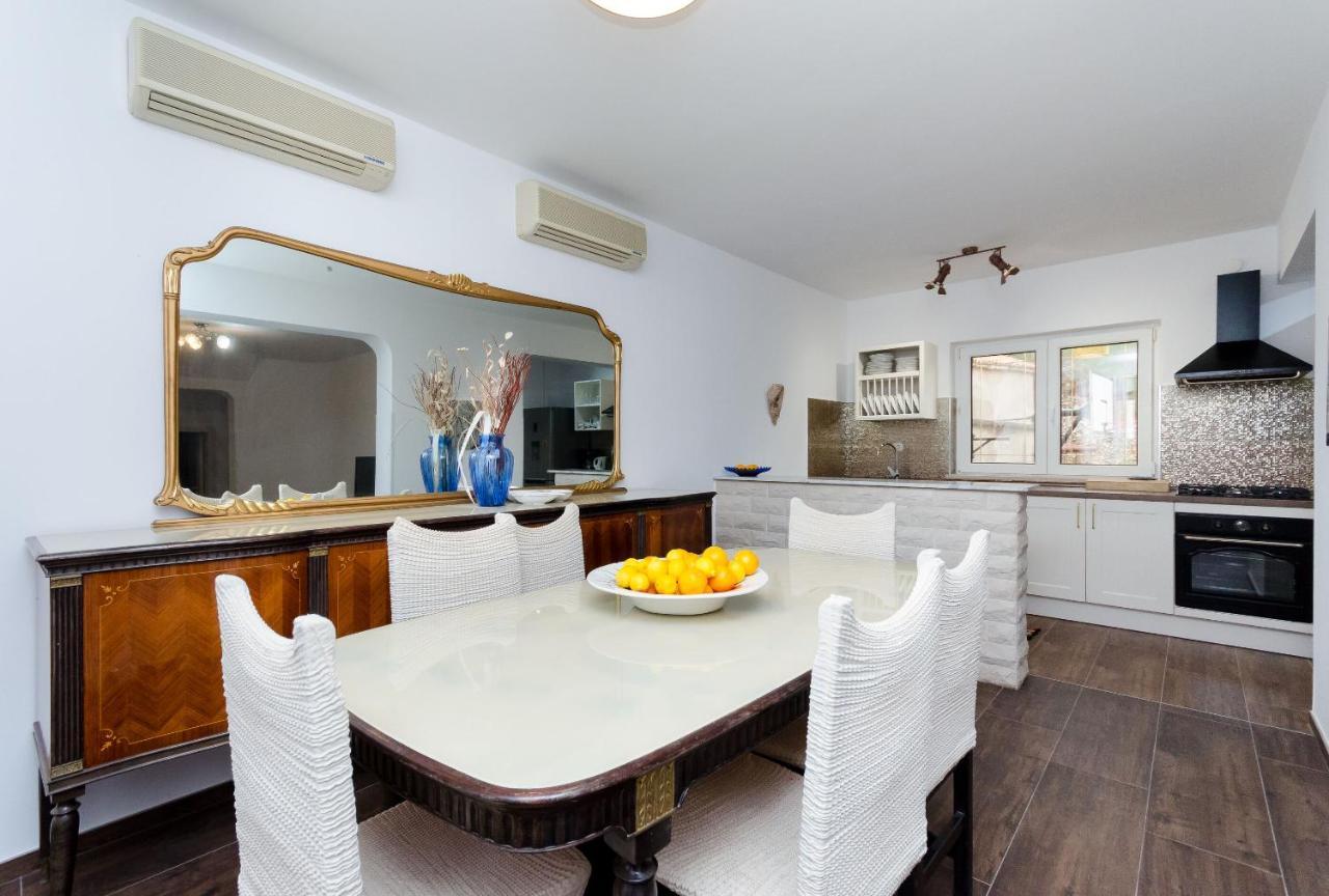 Apartments Milan Rakalj Экстерьер фото