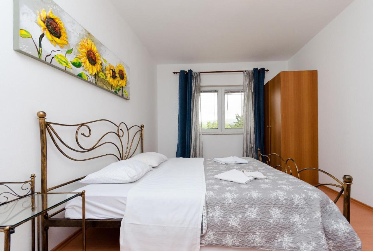 Apartments Milan Rakalj Экстерьер фото
